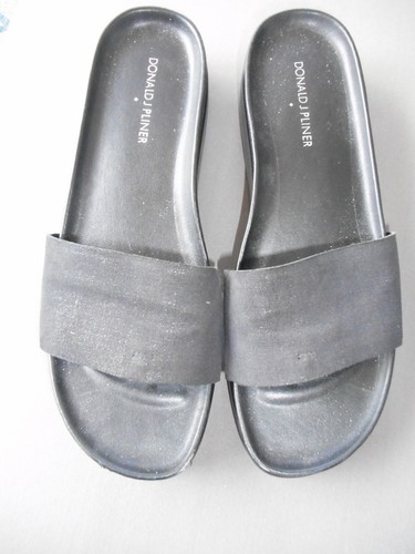 Donald Pliner Fiji Thong Slide Sandals 