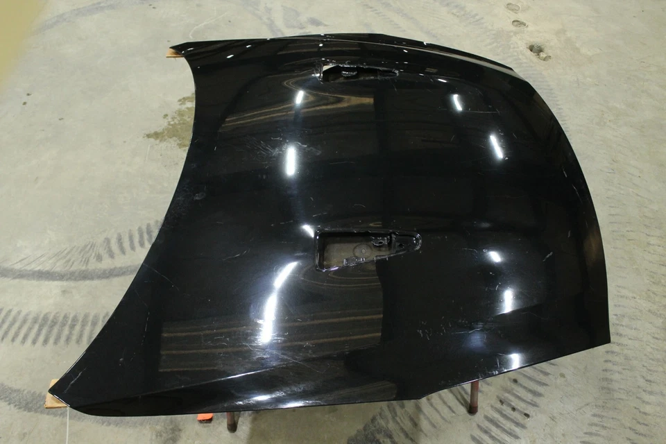 Nissan GT-R R35 VR38 2009-2016 FABRICANTE DE EQUIPOS ORIGINALES CONJUNTO COMPLETO DE CAPÓ NEGRO Foto 3 de 4