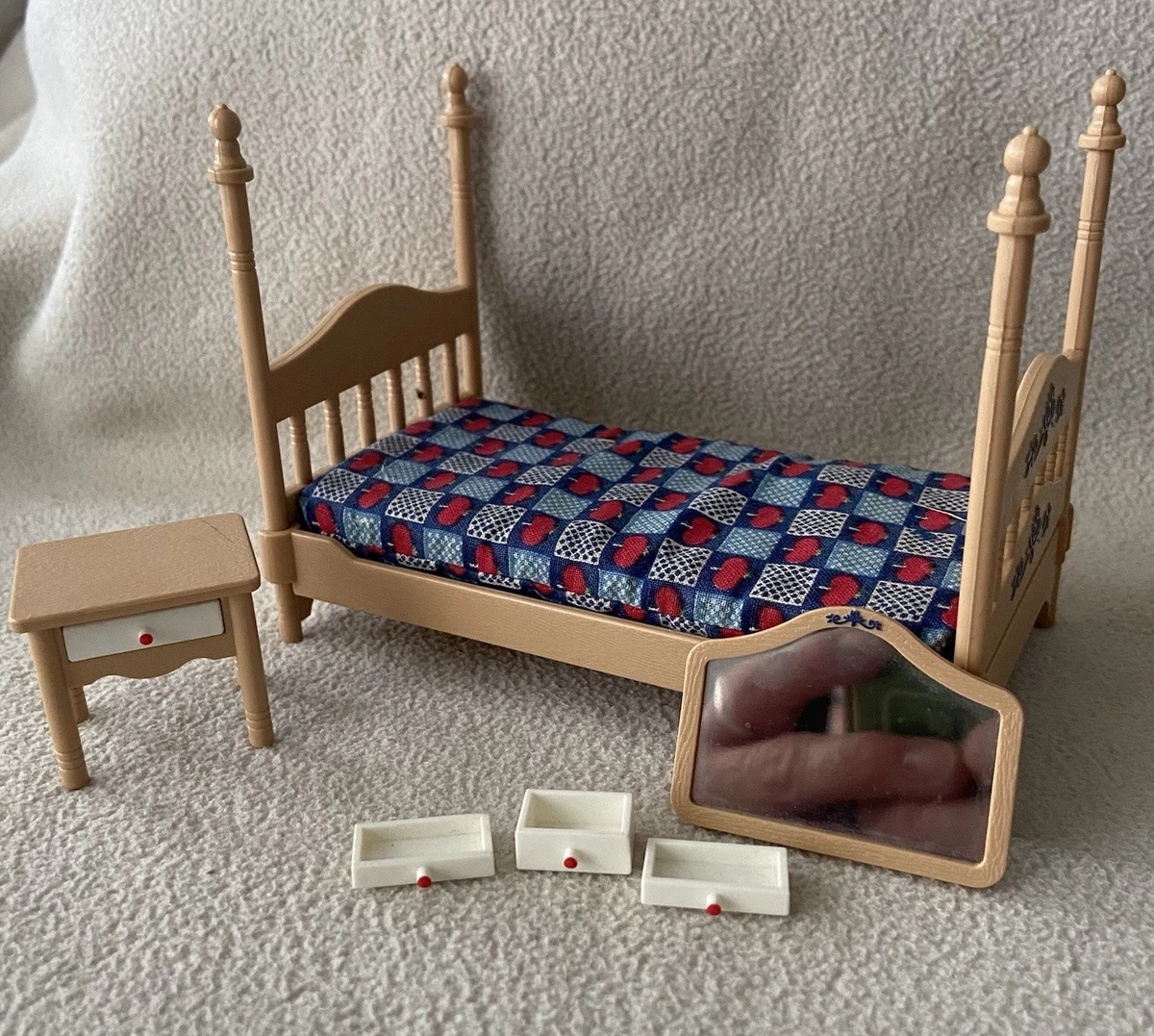 1:12 Scale Vintage Dollhouse Beds for Bedroom for sale | eBay