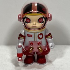 Pop Mart Mega Space Molly 100 Series 2-B Heartbeat