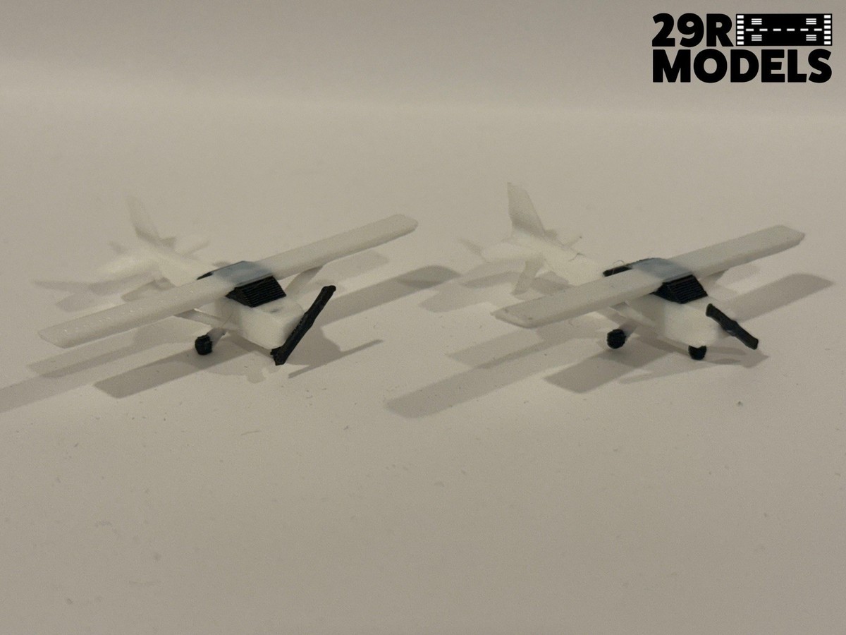 1/200 Scale Cessna 172 Skyhawk 3D Printed Airplane Model (2-PACK