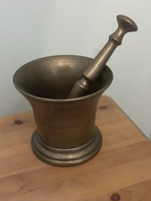 Antique Brass Pestle And Mortar - 14.5cm Tall And 16cm