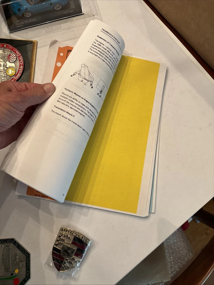 Porsche 1987 sistema de inyección de encendido electrónico 944, turbo, 911 Carrera, 928 S Foto 2 de 4