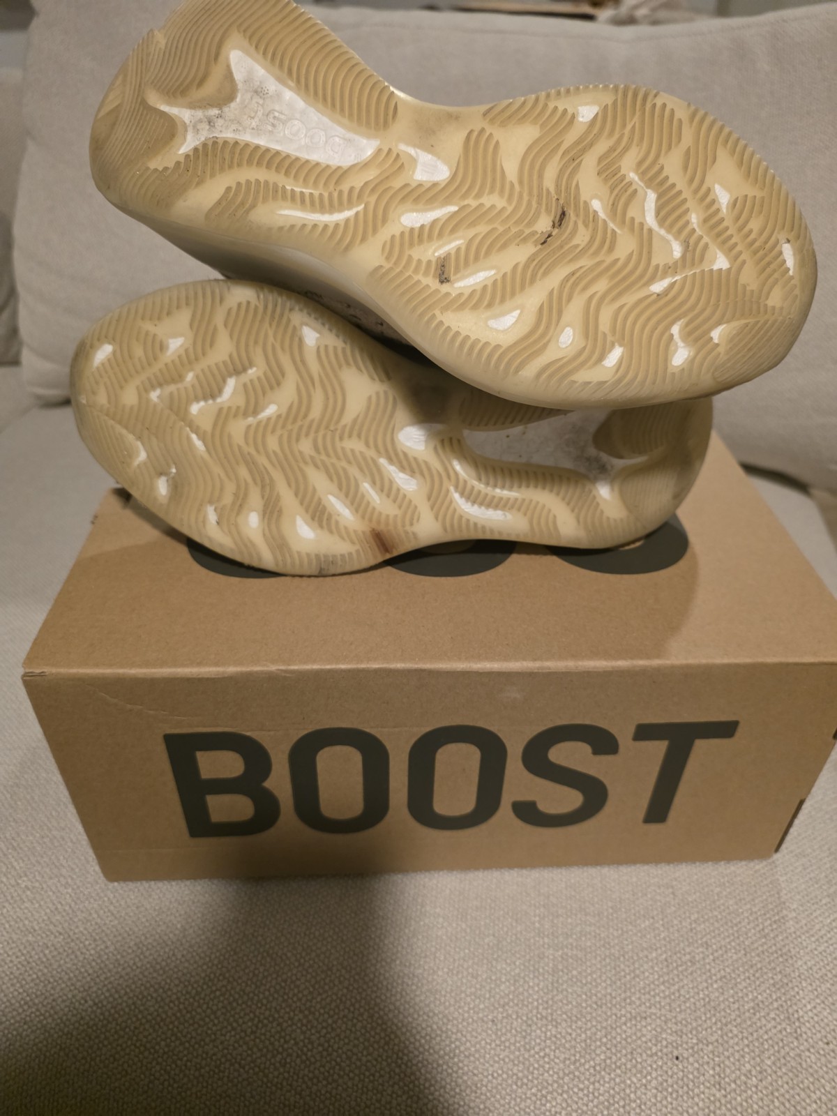 adidas Yeezy 380 Pyrite thumbnail 7