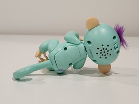 2016 WowWee Fingerlings Baby Monkey Zoe Interactive Pet Toy Blue Purple Works