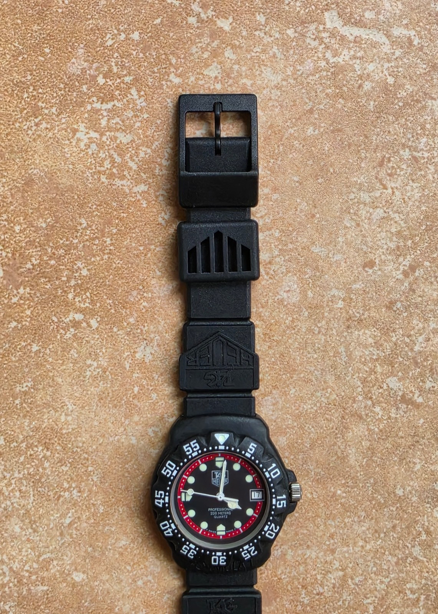 NEW TAG Heuer 383.513 Midsize Formula 1 Series Quartz Watch Black