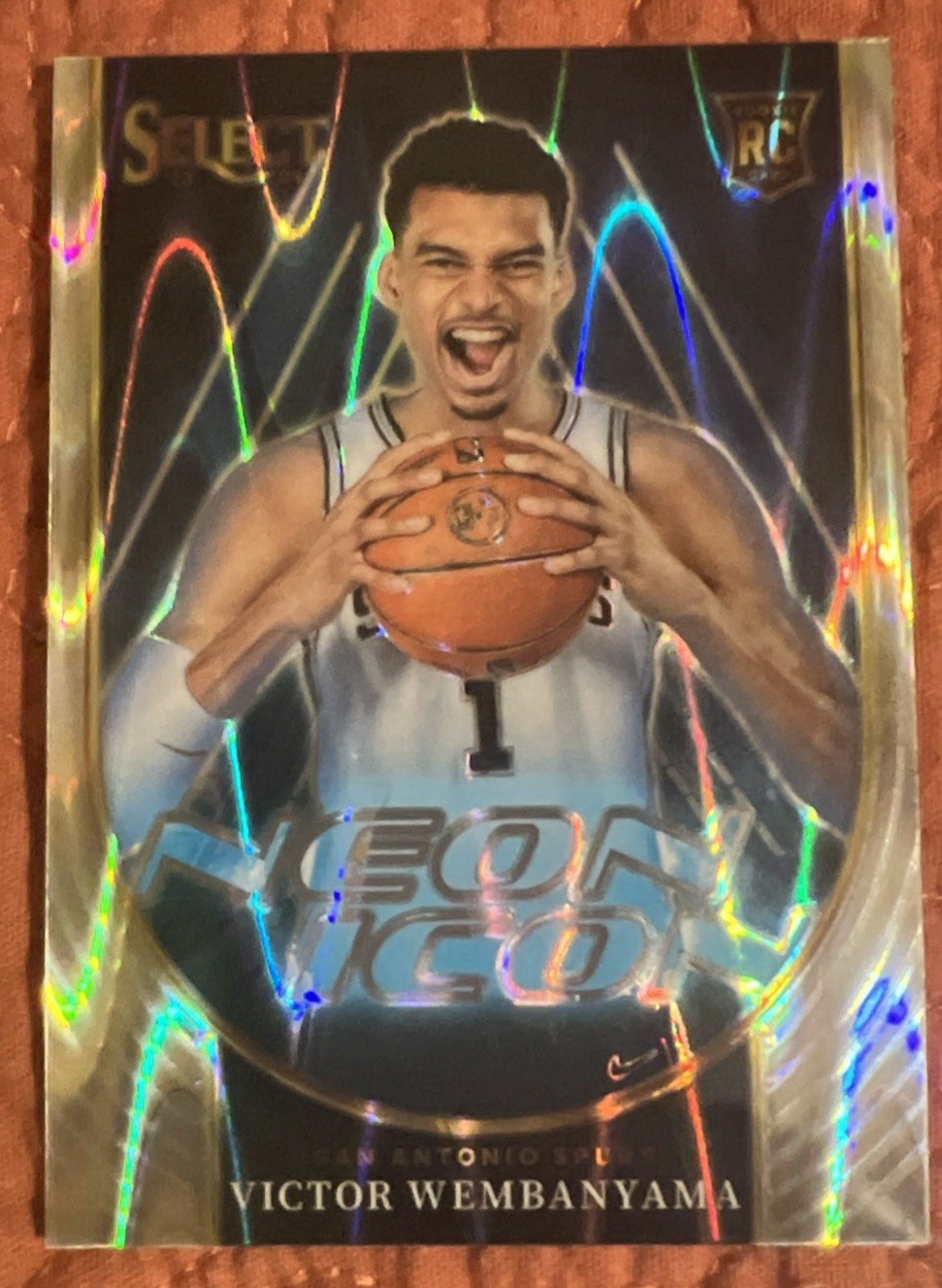 2023 Select Basketball Victor Wembanyama RC Silver Tectonic Neon Icon SSP