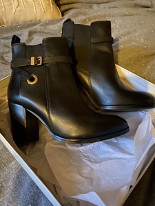 carvela silver shoes