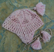 ANTIQUE CROCHETED BABY GIRL'S HAT  BEAUTIFUL AND IN PRISTINE CONDITION