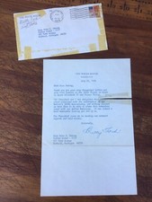 Sobre de carta del presidente Gerald Betty Ford 1976 mecanografiado y firmado Queen Elizabeth
