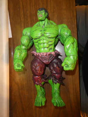 Marvel Diamond Comic Select Unleashed 10'' Incredible Hulk Action Figure