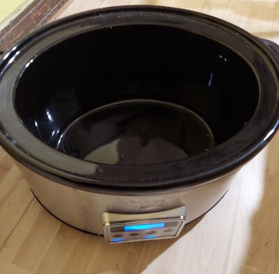 Cooks Signature 8 Quart Stainless Steel Electric Slow Cooker works