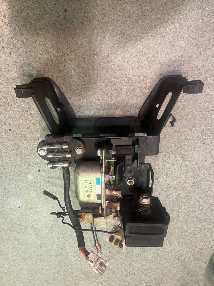 1972 Honda Cb 750 Battery Box Regulator Rectifier Voltage Regulator