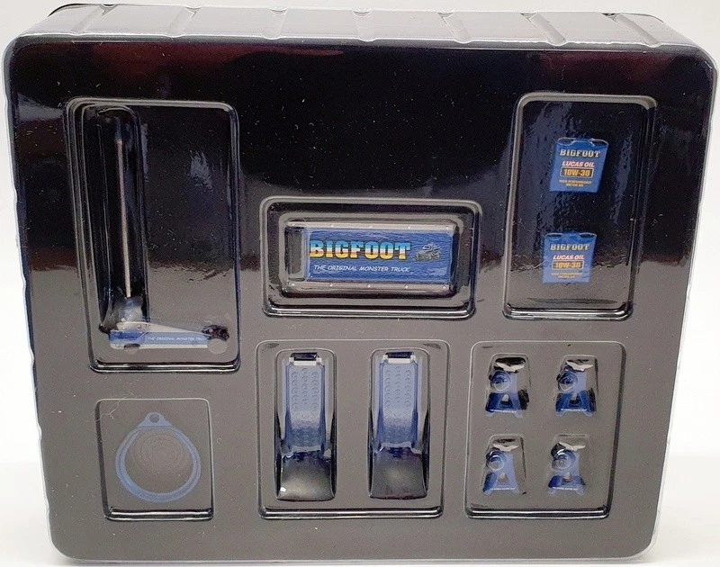 Greenlight 1/18 Scale GMP18944 - Bigfoot Shop Tool Set - Imagen 3 de 4