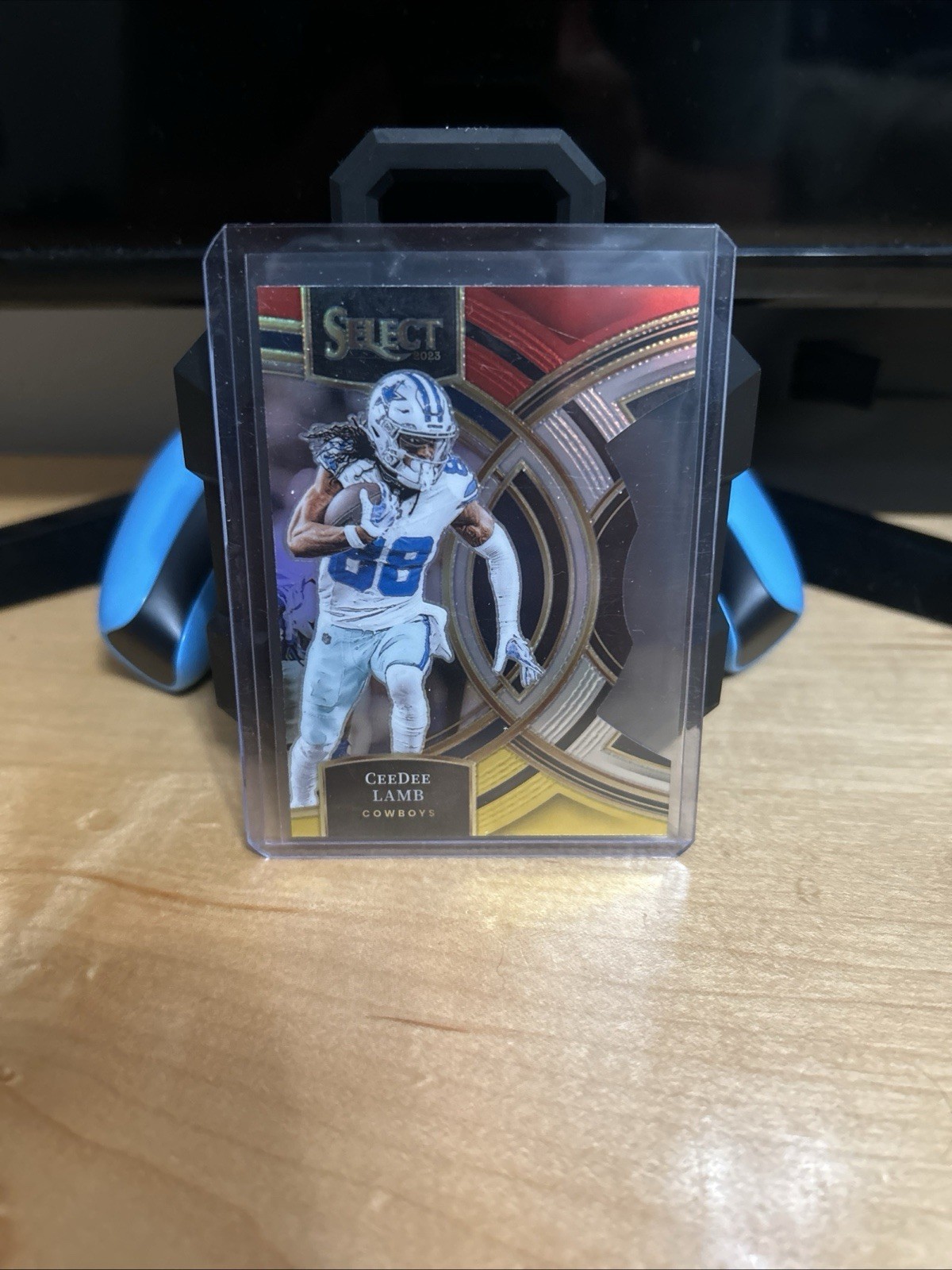 2023 Panini Select Football CeeDee Lamb #177 Premier Red & Yellow Prizm Die-Cut