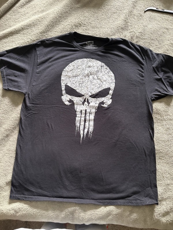 Marvel Punisher Mens XL Shirt Black Distressed Grunge Goth Emo Y2K
