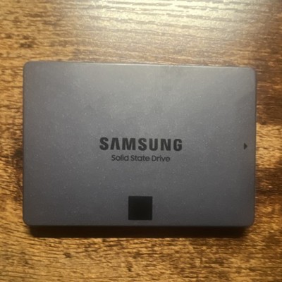 Samsung 860 QVO 1TB SATA III 2.5'' Internal SSD MZ-7Q1T0 92% Health 