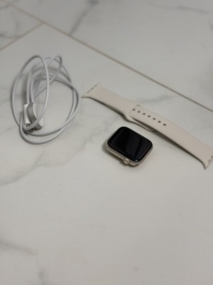 Apple Watch SE (2nd Gen) 44mm 32GB (Unlocked) A2727 Aluminum Silver - New no box