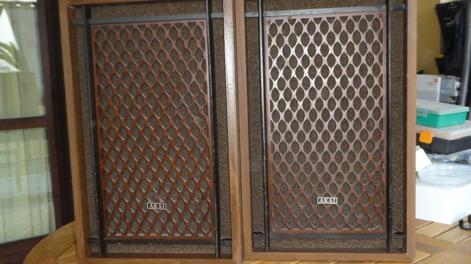 Akai SW-125 Diffusori Casse, 3 vie Alta Efficenza, 8 ohms bass reflex ANNI 70 - Immagine 4 di 4