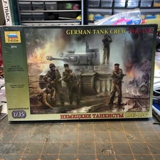 1/35 Zvezda 3614 WWII German Tank Crew 1943-1945 SEALED