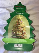 NEW Nordic Ware Christmas Tree Baking Pan Cast Aluminum Made in the USA 4.5 Cups