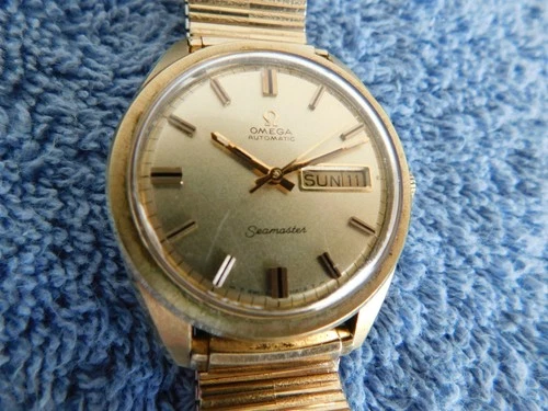 Vintage OMEGA Seamaster Model #750, 17 Jewels,  Automatic Gold Dial Mens