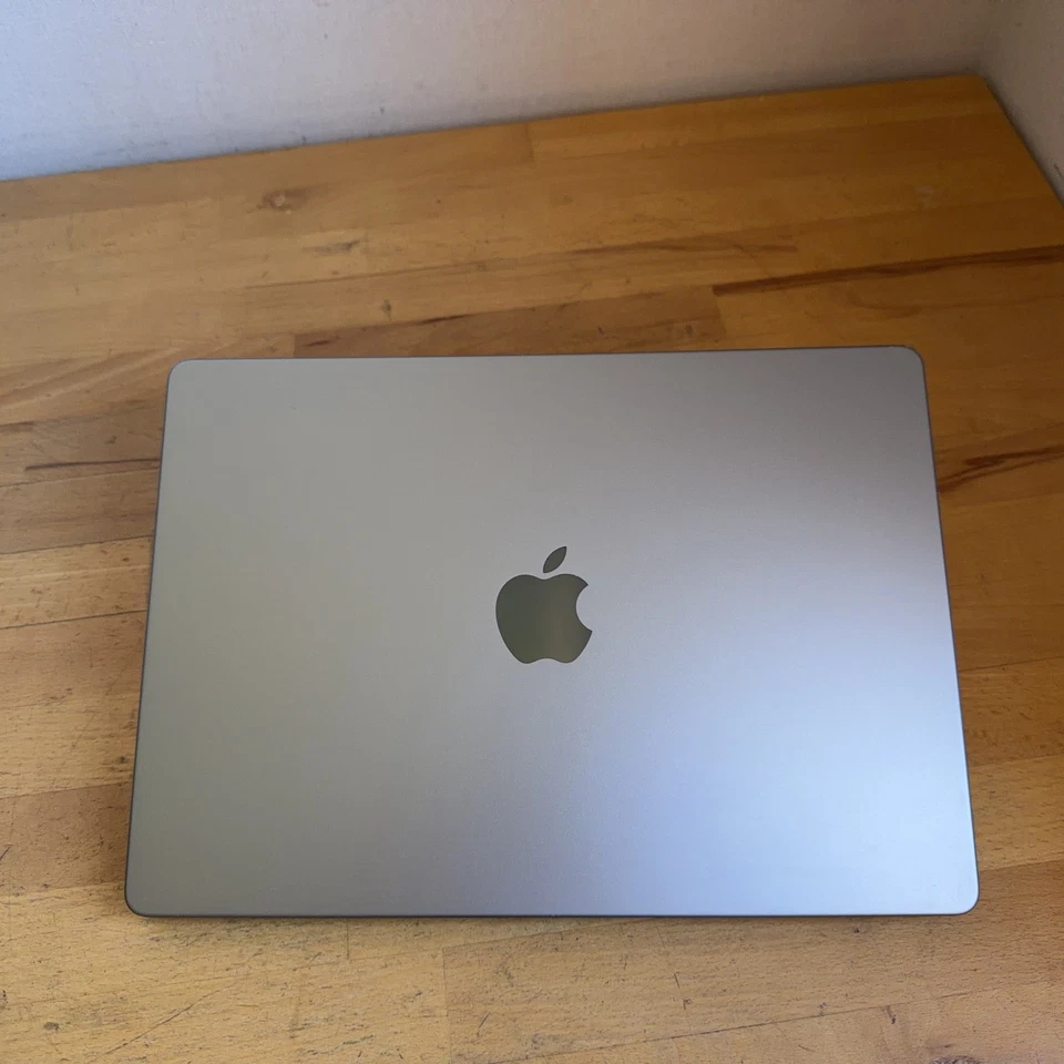 Apple MacBook Pro 14" M1 Pro · 16GB · 1TB, photo 3 sur 5