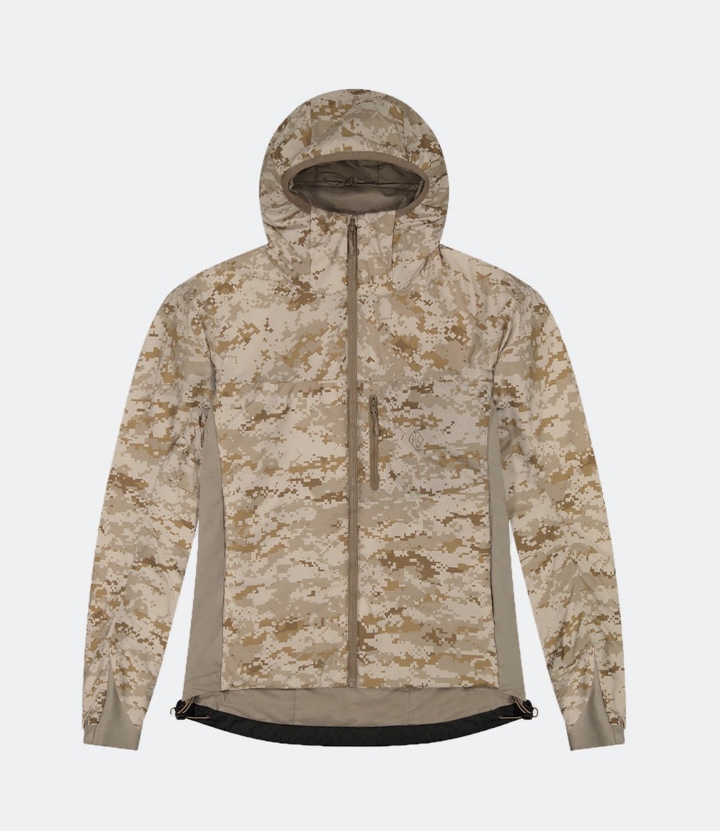 New Medium Regular QILO Tactical AOR1 PCU Level 3 Jacket. NSW SEAL