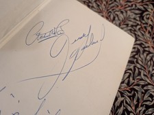 Book Signed By Judy Garland, Orson Welles, Laurence Olivier, Vivien Leigh + More