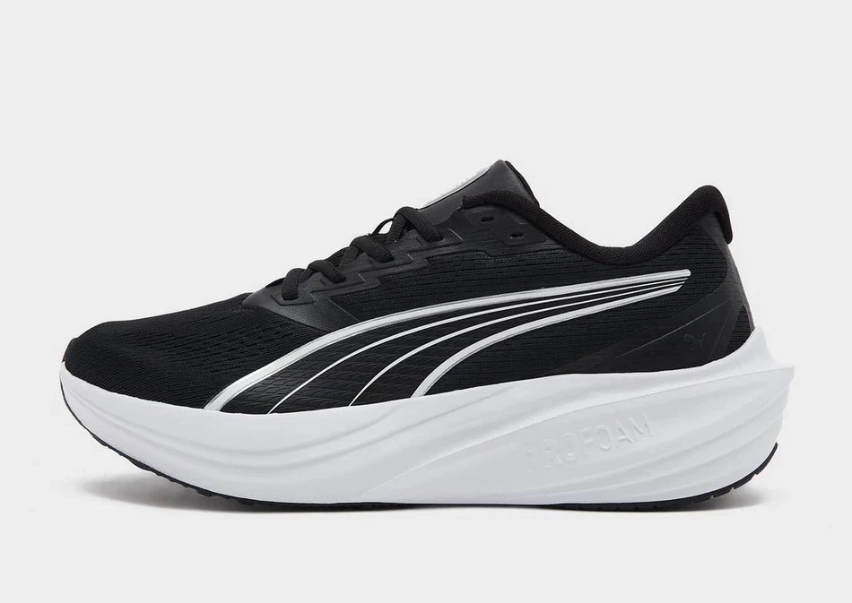 PUMA Darter Tech Trainer Men's in Black and White Shoes