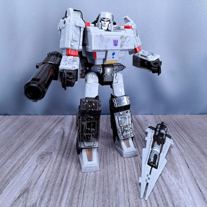 海外限定 SIEGE WFC-S66 メガトロン Transformers 35th Anniversary Siege WFC-S66 Animation Megatron