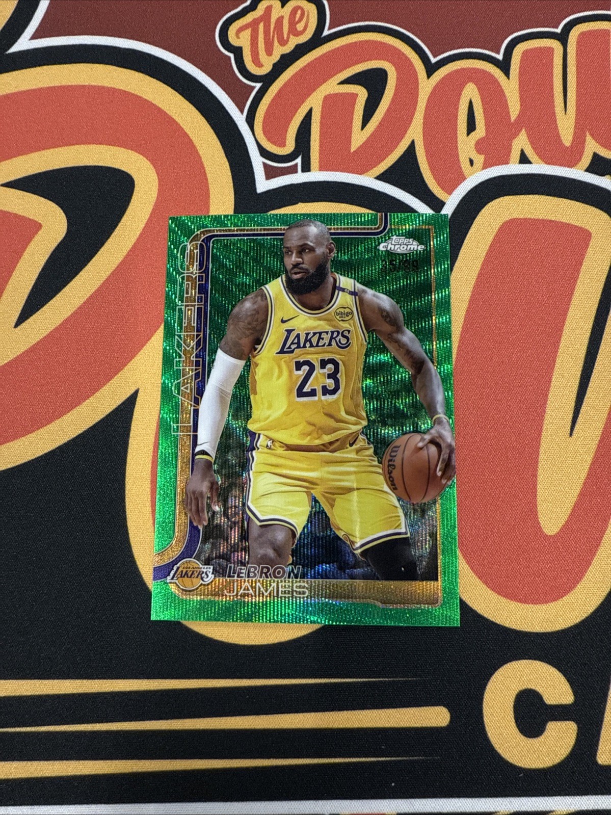 2025 Topps Chrome Lebron James Green Wave Refractor 35/99 #127 Lakers
