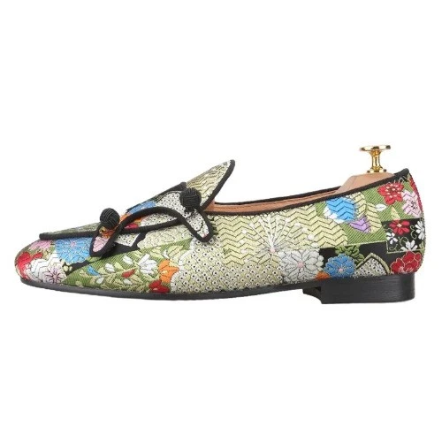 Мужские ковры ручной работы с черными пуговицами - Изображение 2 из 4