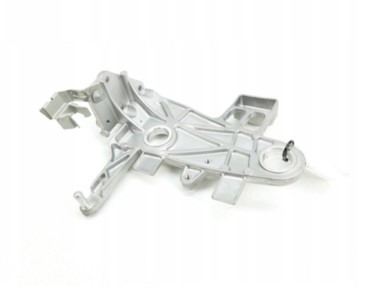 MERCEDES-BENZ C W204 Luftfilter-Hinterhalterung A6510902241