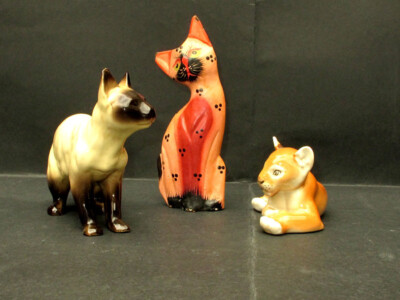 Lot Of 3x Vintage Cats Figurines 2x Porcelain & 1x Wooden. Broken 1 Ear on Each.