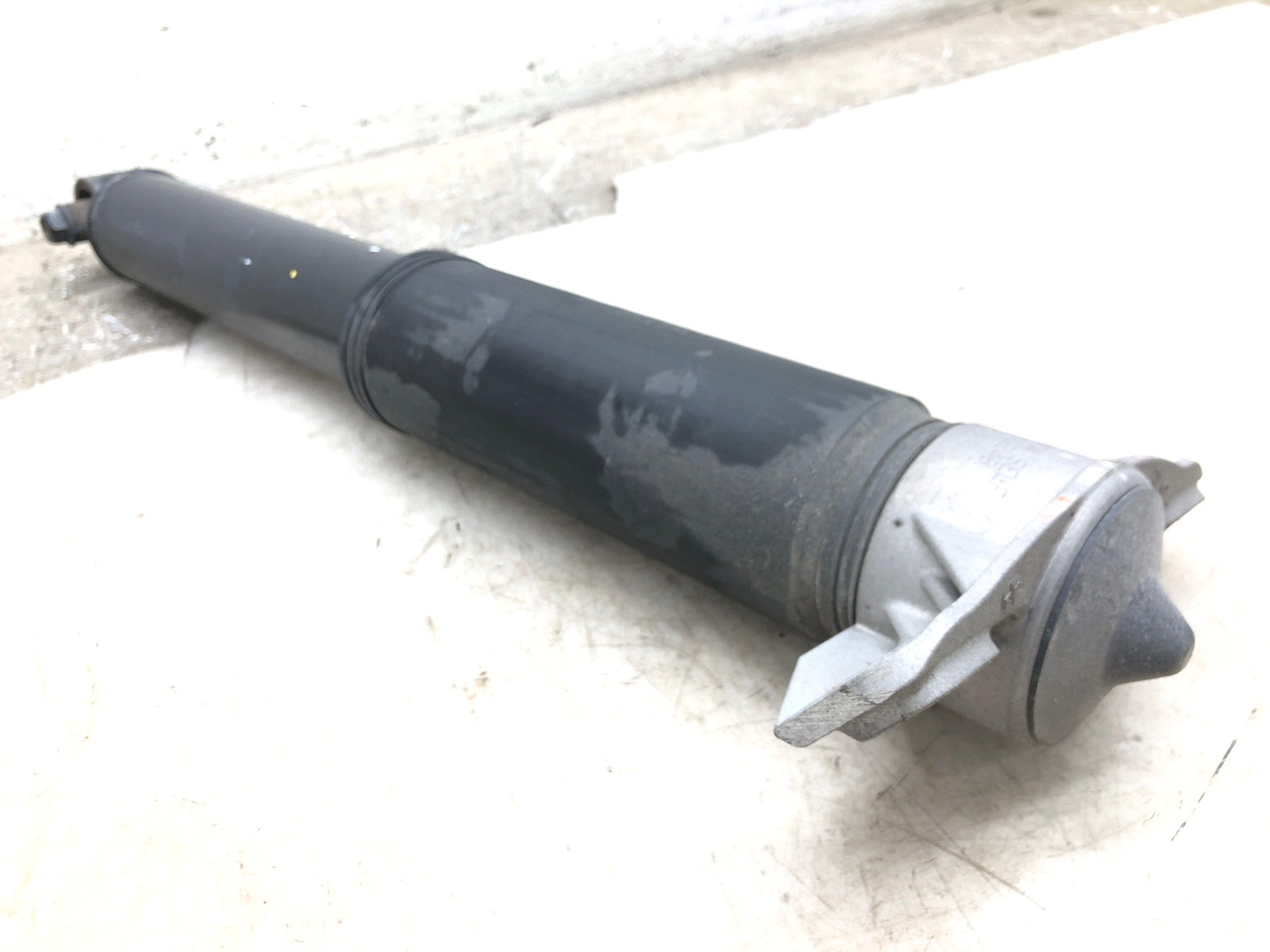 20202022 HYUNDAI PALISADE REAR LEFT SHOCK ABSORBER STRUT W/LEVELING