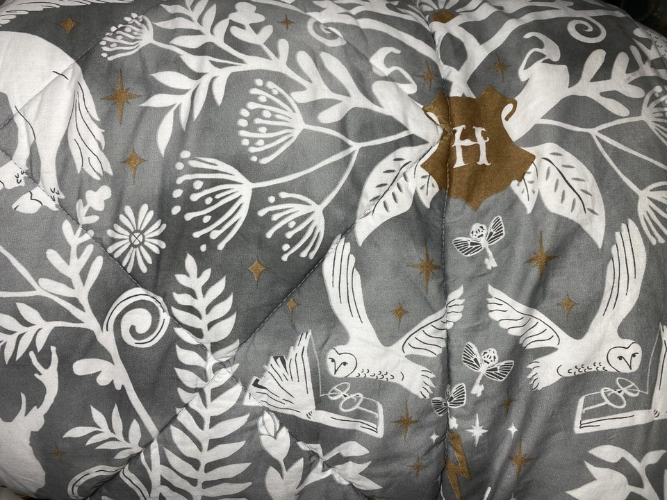 Pottery Barn Teen Harry Potter Magical Damask Comforter Mystic Gray