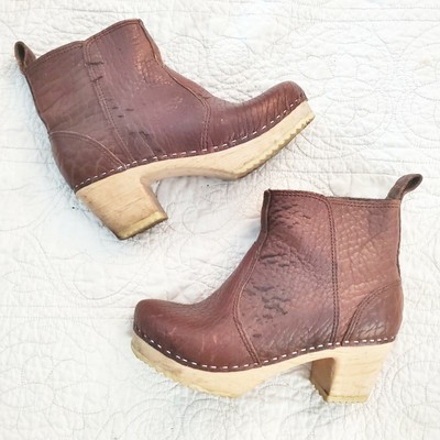 clog ankle booties
