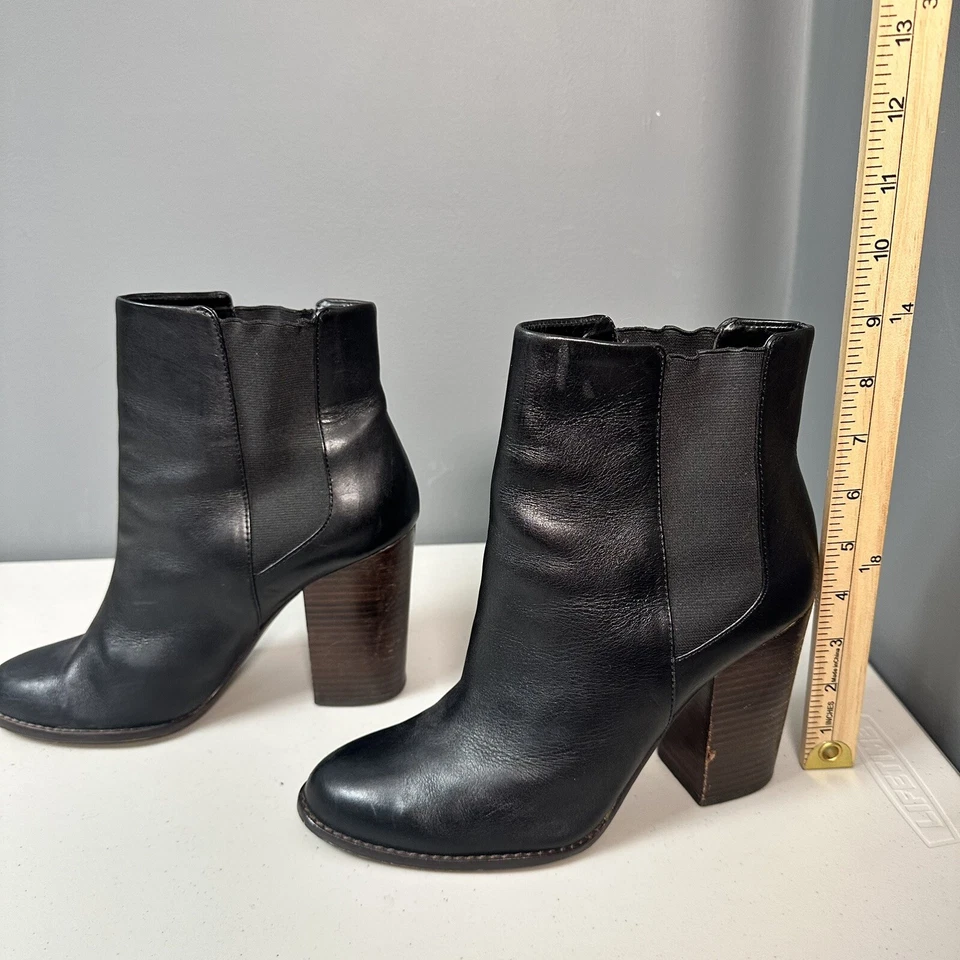 Botas de tornozelo femininas Banana Republic 9 M couro preto salto bloco botas puxar - Imagem 4 de 4