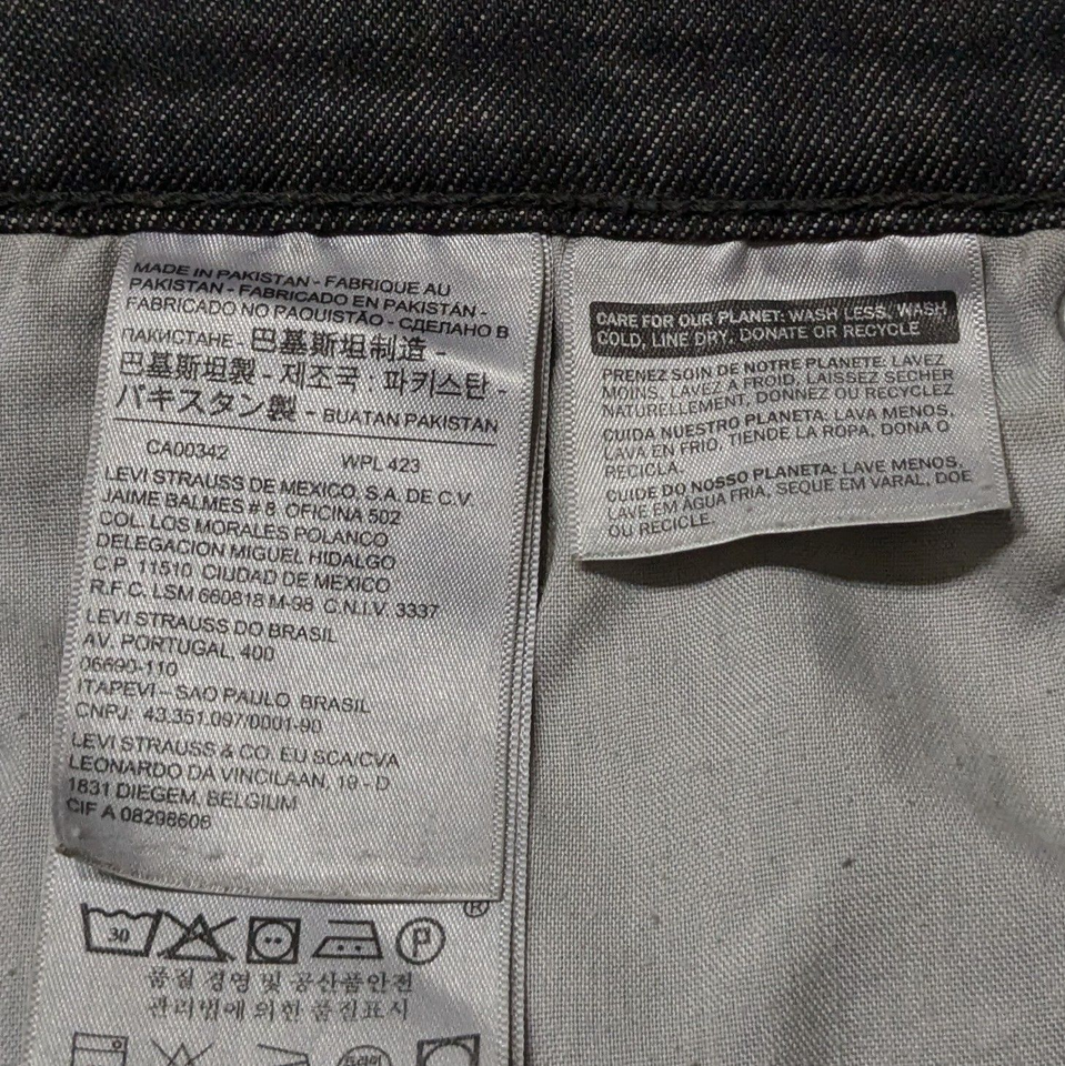 Levi's Jeans Wedgie Straight Womens 30 Raw Hem Button Fly Black Denim ...