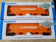 Pair Of Bachmann 19141 H/O Gauge Silver Series Potacan Grain Hoppers 