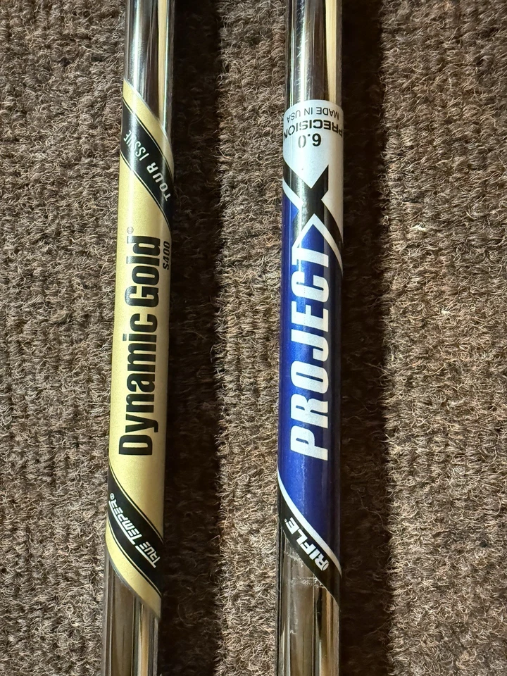 带握把的楔形杆身。 总计两个动态黄金 S 400 和步枪项目 6.0。 — 第 3/4 张图片