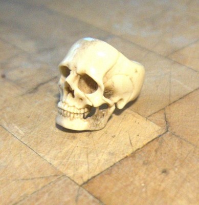 Vintage Hand Carved Antler Skull Ring Size 11 Anatomically Correct Realistic