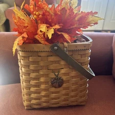 Longaberger 2003 AUTUMN TOTE Basket w/Pumpkin Patch Liner & Protector, Tie On
