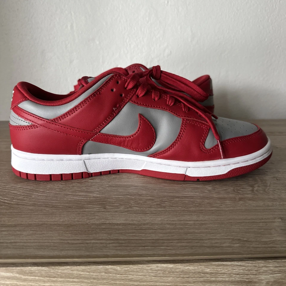 Nike Dunk низкий ретро гонщик серый/университетский красный/белый размер 10,5 мужской  - Изображение 3 из 4