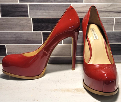 Kelsi Dagger Red Size 7 Leather Platform 5'' Stiletto Heels Pumps Holiday Party