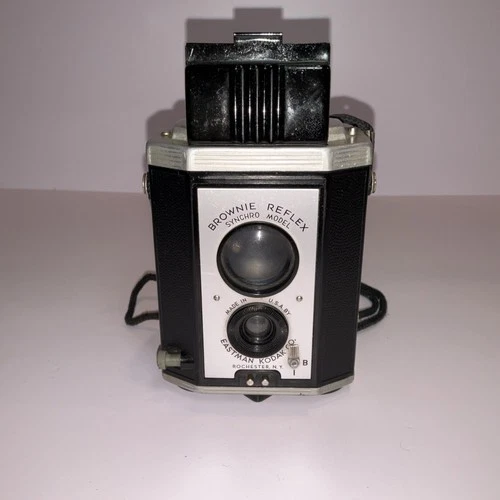 Vintage 1940s Eastman Kodak Brownie Reflex Synchro Model Camera Working!