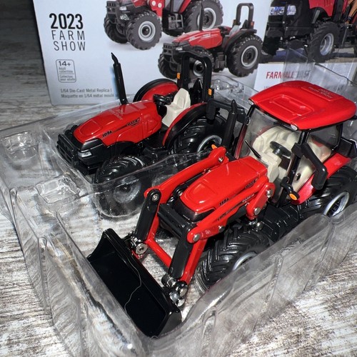 1/64th Scale Case IH Farmall 105A & 115A Loader 2023 Farm Show Edition Set Ertl - Picture 7 of 11