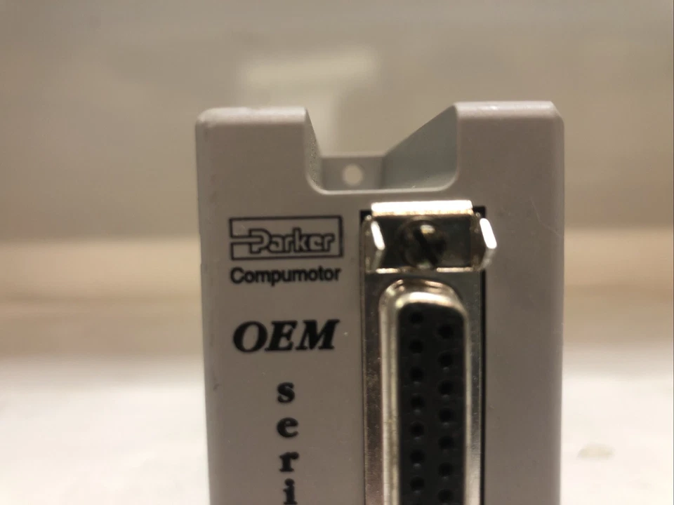 1 Parker OEM650 Compumotor Stepper Drive,2-Phase .8-7.5A, 50,800PPR,24-75VDC 2A - Image 3 of 4