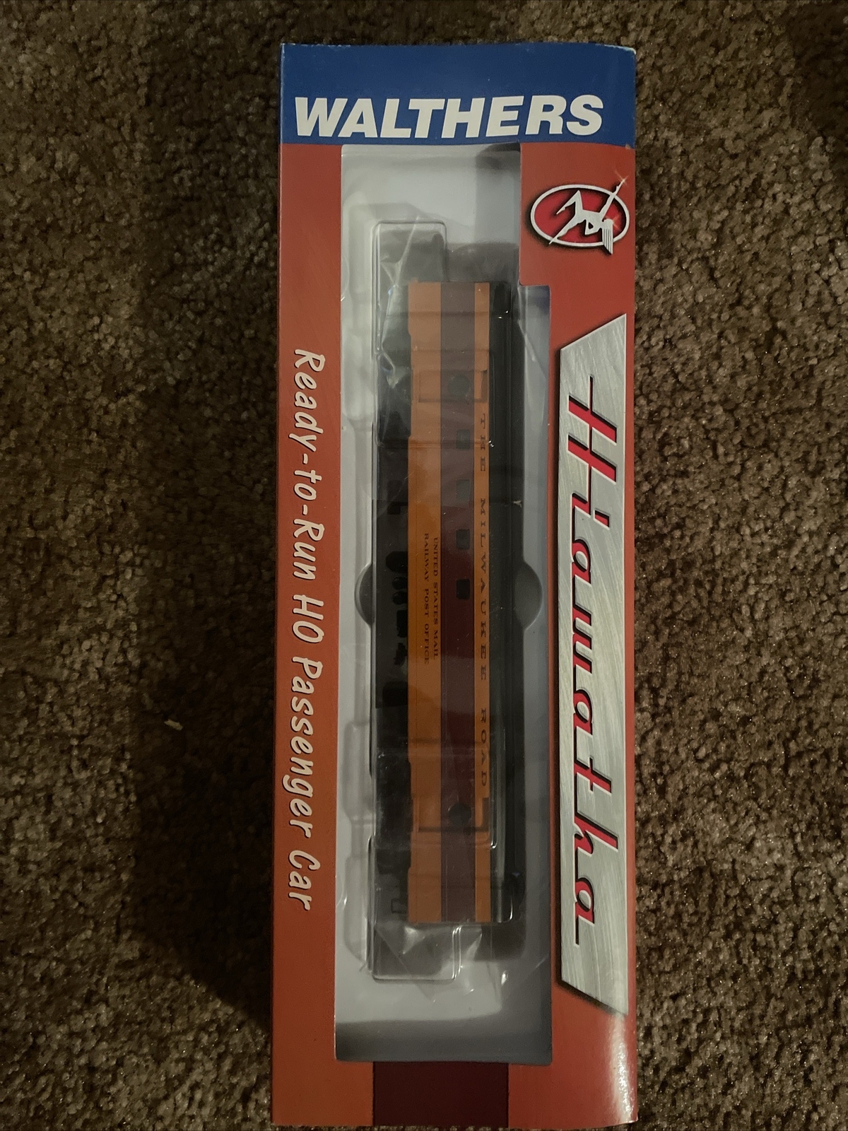 HO Walthers Hiawatha Complete 10 Car Passenger Train Set NEW w/ Proto